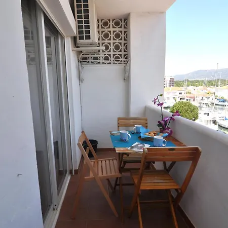 Rnet - Royal Marine Xaloc 3-1 - Costa Brava Apartment Roses